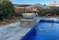 Plunge Pool with Water Bowl