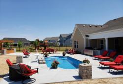 Roman by Leisure Pools
