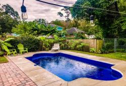 Roman by Leisure Pools