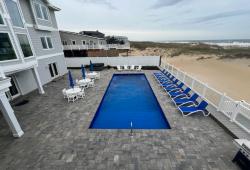 Summit by Leisure Pools